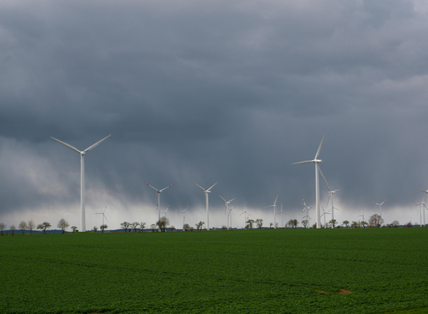 La eólica marina parecía la gran esperanza energética de Europa: ahora afronta un turbio futuro